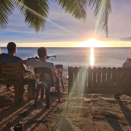 Sunny Beach Bungalows - Aitutaki Amuri Luaran gambar